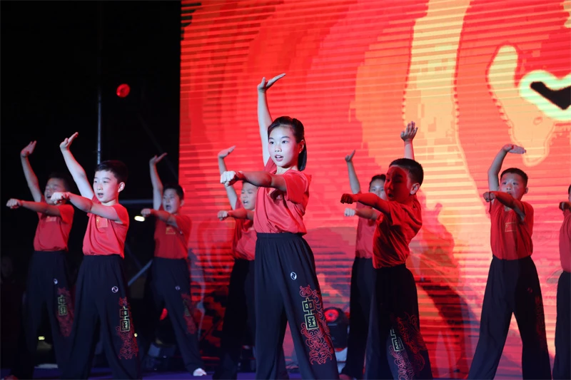 为什么智能穿戴设备对篮球运动员发展重要_0